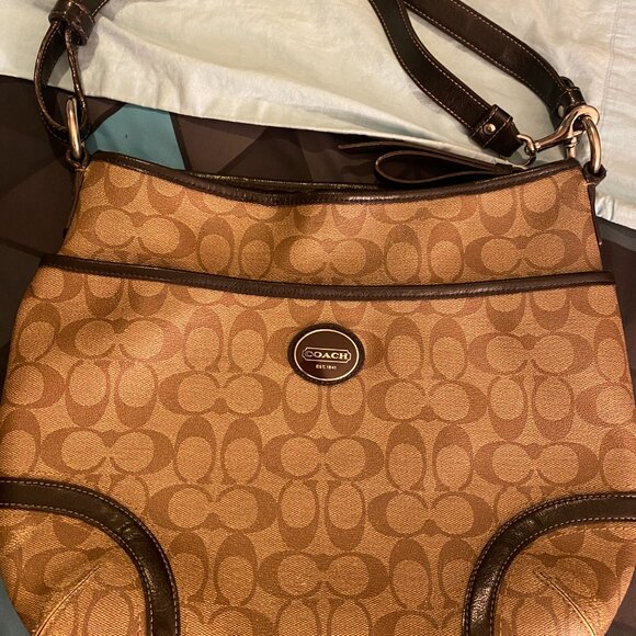 Authentic Coach Handbag  Signature Soho Peyton * - Picture 1 of 16